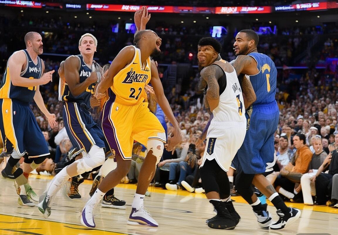 2018季前赛：湖人队对爵士队，青春活力对决经验丰富