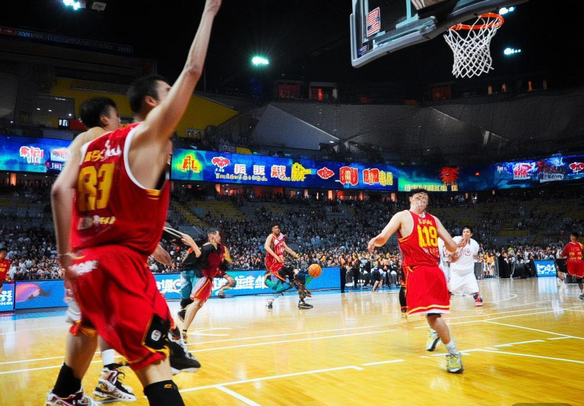 2012 CBA京青巅峰对决：马布里杰特经典之战回顾